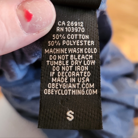 EUC Obey Women's T-Shirt, Size S - Picture 5 of 5